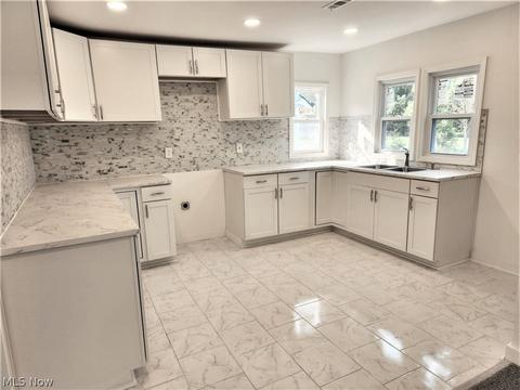 4022 Dunton Rd, Lorain, OH 44055 photo 10
