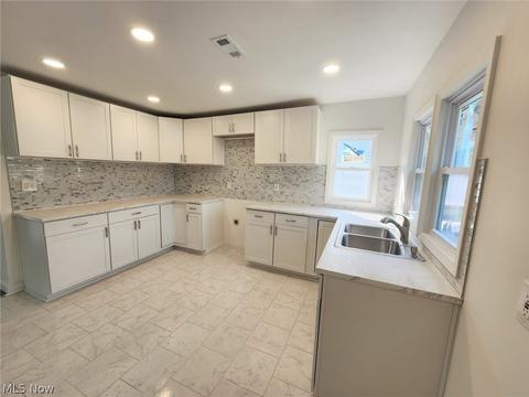 4022 Dunton Rd, Lorain, OH 44055 photo 6