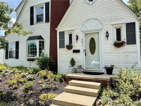 347 Harter Ave NW, Canton, OH 44708 photo 4