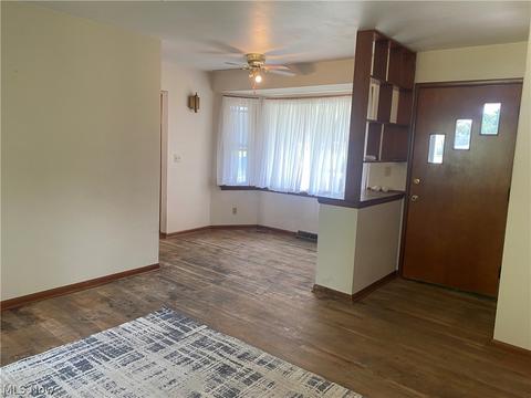 1821 W 10th St, Ashtabula, OH 44004 photo 2