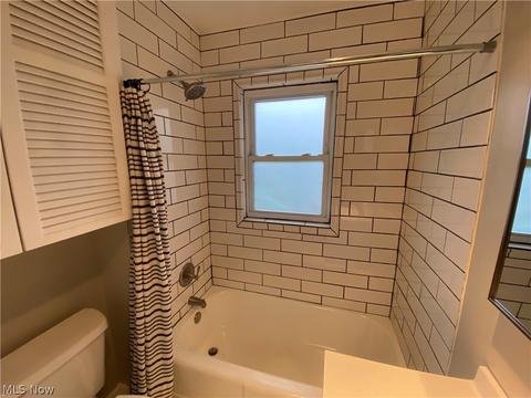2419 Maple Ave NE, Canton, OH 44714 photo 7
