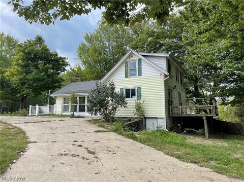 801 Garrison Rd, Ashtabula, OH 44004 photo 2