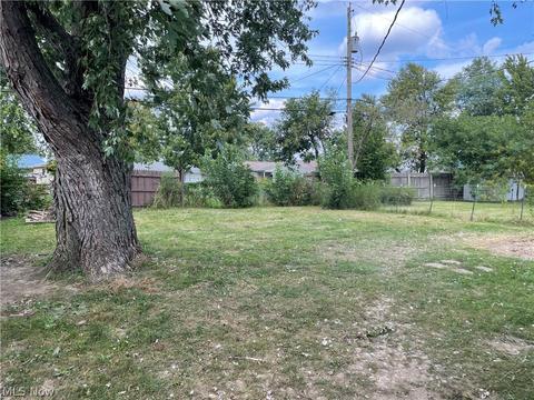 606 Bell Ave, Elyria, OH 44035 photo 18