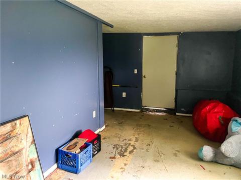 606 Bell Ave, Elyria, OH 44035 photo 13