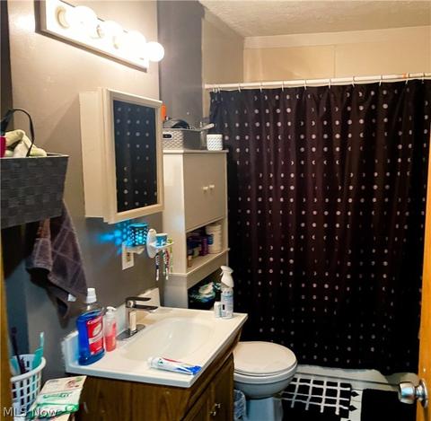 606 Bell Ave, Elyria, OH 44035 photo 14