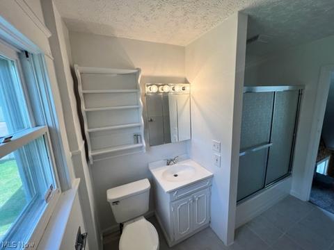 496 Devitt Ave, Campbell, OH 44405 photo 8