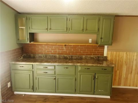 210 Downs Ave, Newcomerstown, OH 43832 photo 6