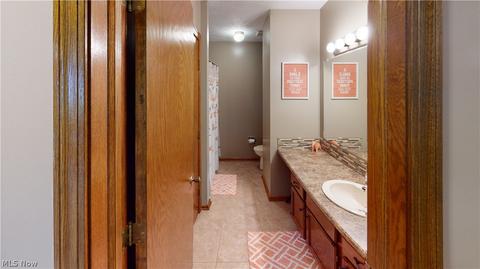 457 Herbert Rd, Akron, OH 44312 photo 14