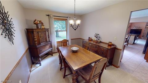 457 Herbert Rd, Akron, OH 44312 photo 8