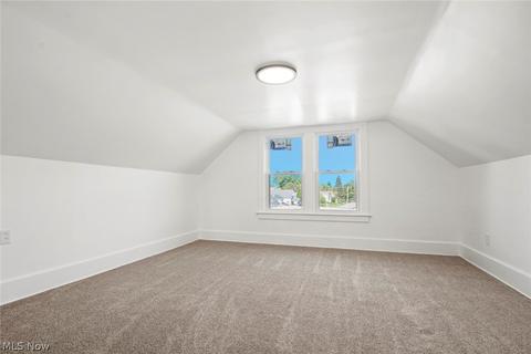 282 Elm St, Struthers, OH 44471 photo 13