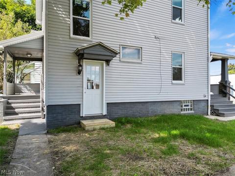 282 Elm St, Struthers, OH 44471 photo 16