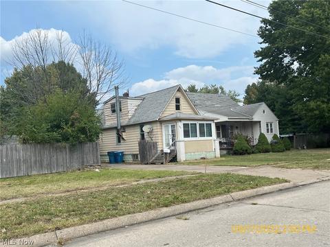 503 E 33rd St, Lorain, OH 44055 photo 2