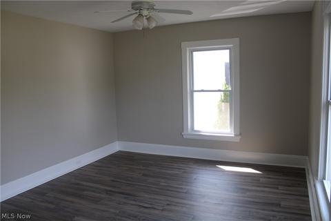 532 W 36th St, Ashtabula, OH 44004 photo 10