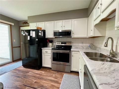 8224 Maramont Dr #B, Boardman, OH 44512 photo 4