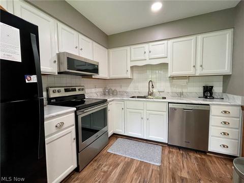 8224 Maramont Dr #B, Boardman, OH 44512 photo 5