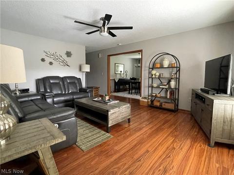 8224 Maramont Dr #B, Boardman, OH 44512 photo 2