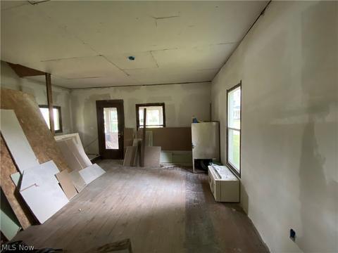 224 Poland Ave, Struthers, OH 44471 photo 13