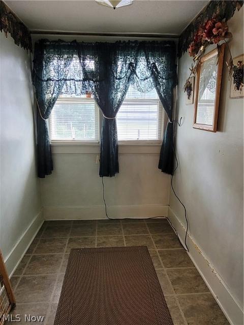 1836 E 34th St, Lorain, OH 44055 photo 9