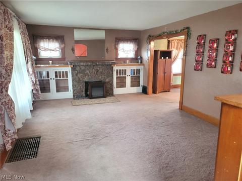 1836 E 34th St, Lorain, OH 44055 photo 2