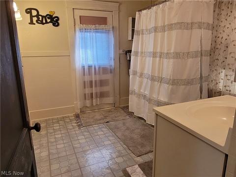 1836 E 34th St, Lorain, OH 44055 photo 14