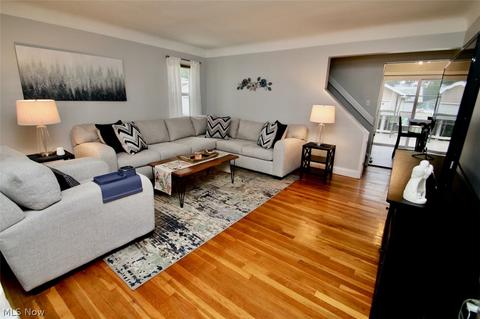 583 Bayridge Blvd, Willowick, OH 44095 photo 4