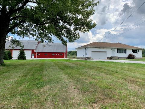 9145 Old State Rd, Chardon, OH 44024 photo 1