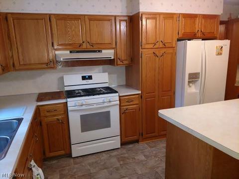 207 Buckeye St, Dover, OH 44622 photo 6