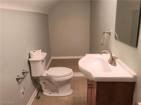 32317 Dickerson Rd, Willowick, OH 44095 photo 15