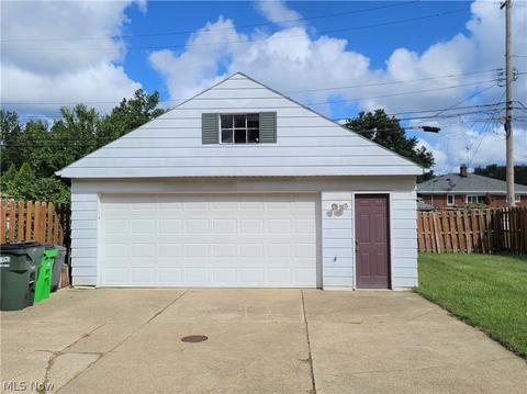 32317 Dickerson Rd, Willowick, OH 44095 photo 20