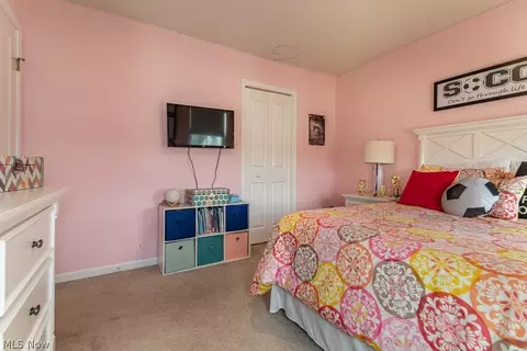 301 Fairfield Ct, Elyria, OH 44035 photo 14