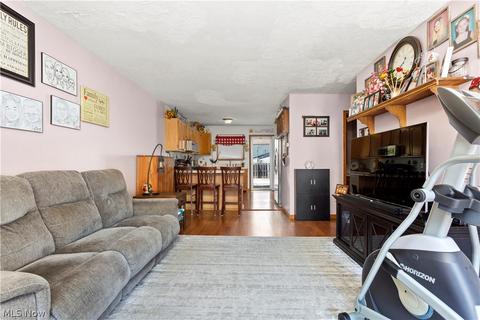 1023 W Drive N, Huron, OH 44839 photo 6