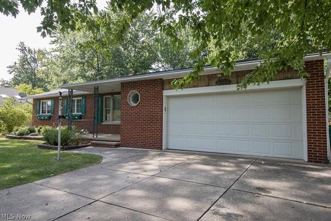 6410 Melshore Dr, Mentor, OH 44060 photo 2