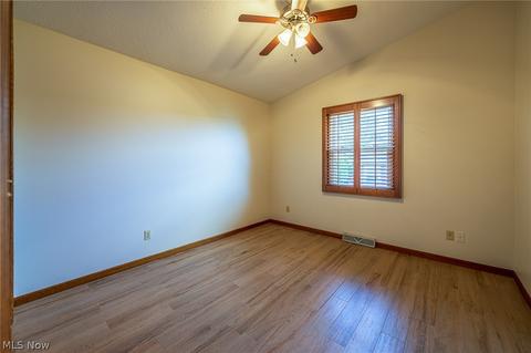 422 E Mohawk Dr, Malvern, OH 44644 photo 21