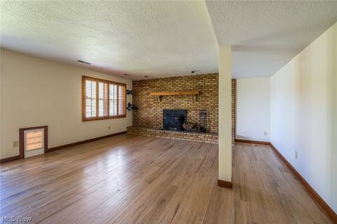 422 E Mohawk Dr, Malvern, OH 44644 photo 22