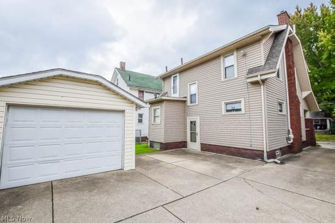3215 Hursh Pl NW, Canton, OH 44708 photo 18