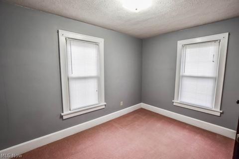 3215 Hursh Pl NW, Canton, OH 44708 photo 9