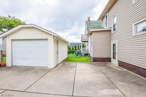 3215 Hursh Pl NW, Canton, OH 44708 photo 17