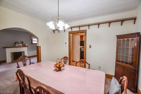 3215 Hursh Pl NW, Canton, OH 44708 photo 5