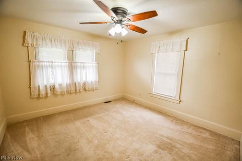 3215 Hursh Pl NW, Canton, OH 44708 photo 11