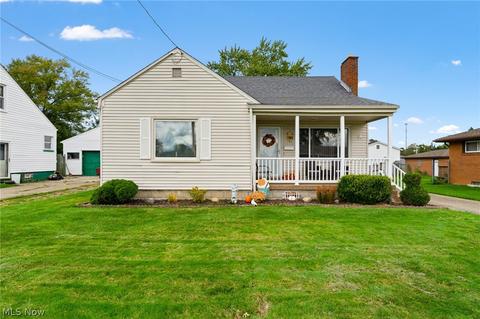 760 Devitt Ave, Campbell, OH 44405 photo 2