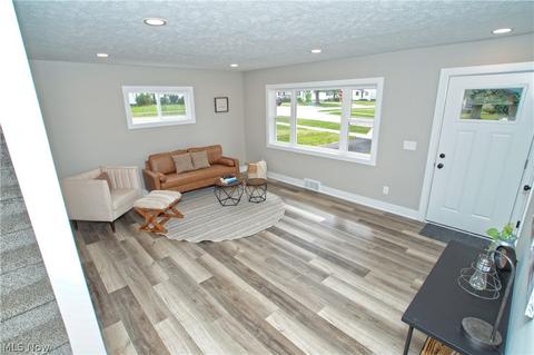 1835 Maple St, Wickliffe, OH 44092 photo 15