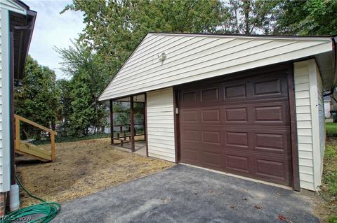 1835 Maple St, Wickliffe, OH 44092 photo 30