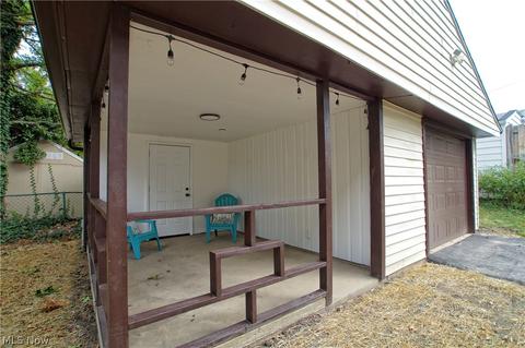1835 Maple St, Wickliffe, OH 44092 photo 28