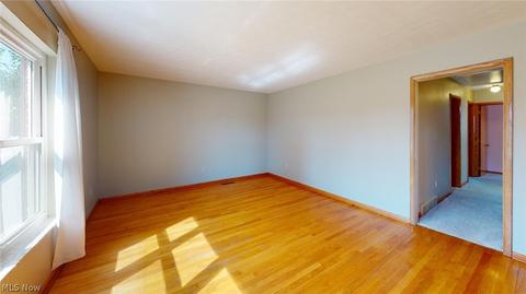 701 Circle Dr, Belpre, OH 45714 photo 8