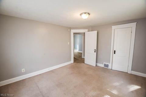 615 Rosemont Ct NW, Canton, OH 44708 photo 13