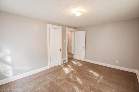 615 Rosemont Ct NW, Canton, OH 44708 photo 15