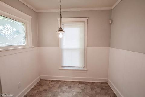 615 Rosemont Ct NW, Canton, OH 44708 photo 9