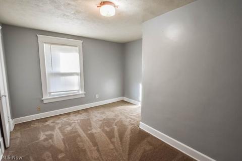 615 Rosemont Ct NW, Canton, OH 44708 photo 16