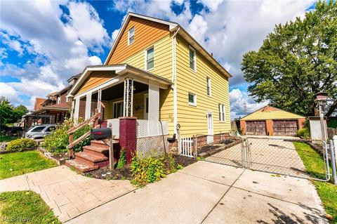2065 E 29th St, Lorain, OH 44055 photo 4