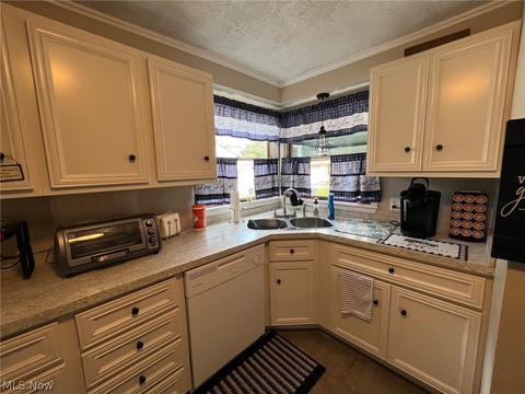 175 Wade Ave, Niles, OH 44446 photo 7